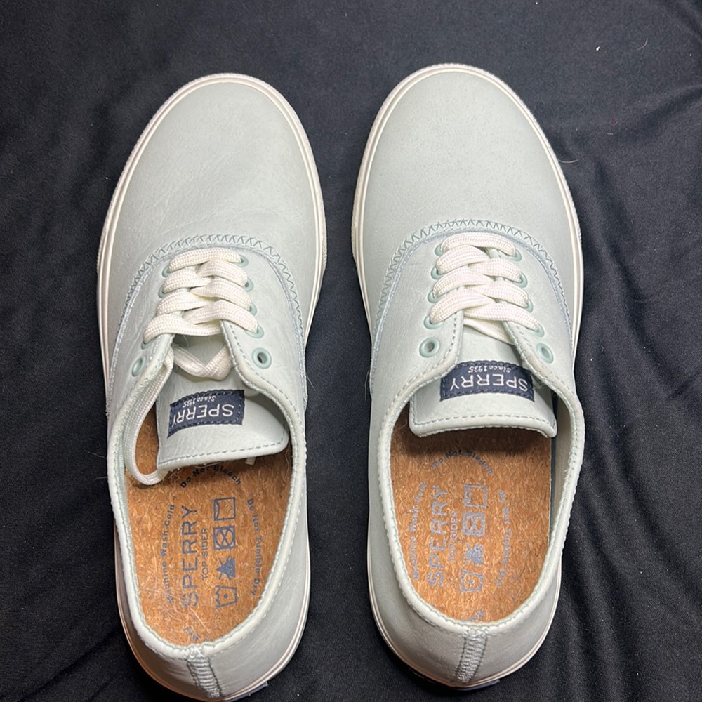Sperry Topsider Sneakers -Brand New